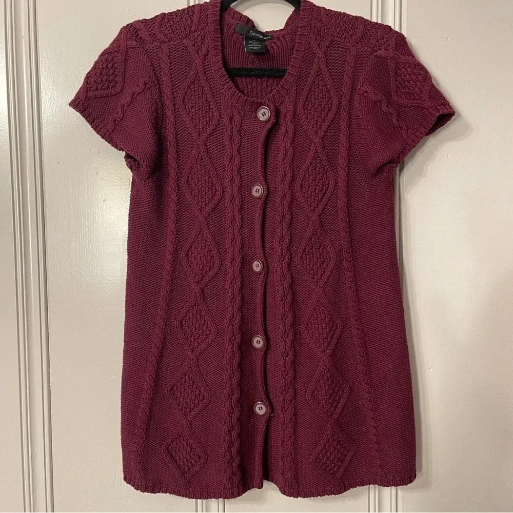 Cable Knit Short Sleeve Cardigan Sweater - Burgundy